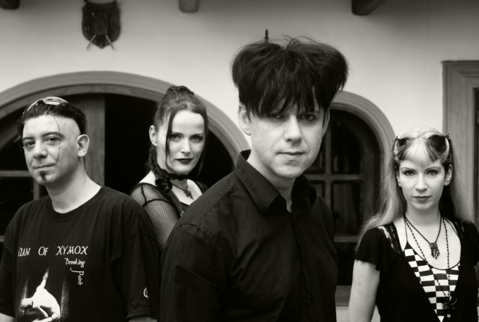 Clan Of Xymox at Respectable Street